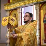 В ДЕНЬ ПАМЯТИ СЛАВНЫХ И ВСЕСЛАВНЫХ  ПЕРВОВЕРХОВНЫХ АПОСТОЛОВ ПЕТРА И ПАВЛА В АЛЕКСАНДРО-НЕВСКОМ КАФЕДРАЛЬНОМ СОБОРЕ Г. СИМФЕРОПОЛЯ СОВЕРШЕНА ПРАЗДНИЧНАЯ БОЖЕСТВЕННАЯ ЛИТУРГИЯ .