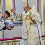 В ПРАЗДНИК РОЖДЕСТВА ХРИСТОВА МИТРОПОЛИТ СИМФЕРОПОЛЬСКИЙ И КРЫМСКИЙ ЛАЗАРЬ ВОЗГЛАВИЛ БОЖЕСТВЕННУЮ ЛИТУРГИЮ В  СВЯТО-АЛЕКСАНДРО-НЕВСКОМ КАФЕДРАЛЬНОМ СОБОРЕ Г. СИМФЕРОПОЛЯ.