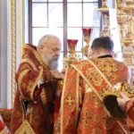 В праздник Всемирного Воздвижения Честного и Животворящего Креста Господня, Глава Крымской Митрополии, Высокопреосвященнейший Митрополит Симферопольский и Крымский Лазарь, возглавил Божественную литургию в кафедральном Свято-Александро-Невском соборе г. С