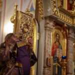 Воскресные богослужения в Неделю 4-ю Великого поста в Александро-Невском кафедральном соборе