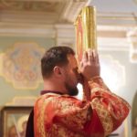 Всенощное бдение в нижнем храме имени св.Гурия Таврического, кафедрального Свято- Александро- Невского собора г.Симферополя в канун дня памяти святого великомученика и целителя Пантелеимона.