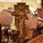 В канун праздника Воздвижения Честного и Животворящего Креста Господня епископ Ялтинский Нестор совершил всенощное бдение в кафедральном Александро-Невском соборе г. Симферополя.