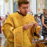 В ДЕНЬ ПАМЯТИ СЛАВНЫХ И ВСЕСЛАВНЫХ  ПЕРВОВЕРХОВНЫХ АПОСТОЛОВ ПЕТРА И ПАВЛА В АЛЕКСАНДРО-НЕВСКОМ КАФЕДРАЛЬНОМ СОБОРЕ Г. СИМФЕРОПОЛЯ СОВЕРШЕНА ПРАЗДНИЧНАЯ БОЖЕСТВЕННАЯ ЛИТУРГИЯ .