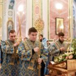 Преосвященный Нестор, епископ Ялтинский возглавил всенощное бдение в кафедральном соборе святого благоверного князя Александра Невского г. Симферополя  в канун праздника Рождества Пресвятой Владычицы нашей Богородицы и Приснодевы Марии.
