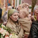 В праздник Входа Господня в Иерусалим  епископ Бахчисарайский Каллиник совершил праздничную Божественную литургию в кафедральном Александро-Невском соборе г. Симферополя.