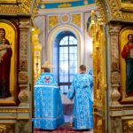 Литургия в праздник Сретения Господня в кафедральном соборе святого благоверного князя Александра Невского.