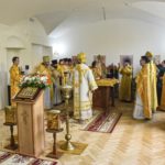 В ВОССТАНОВЛЕННОМ ХРАМЕ 4-Х СВЯТИТЕЛЕЙ МОСКОВСКИХ ПЕТРА, АЛЕКСИЯ, ИОНЫ И ФИЛИППА В ПРЕСТОЛЬНЫЙ ПРАЗДНИК ЕПИСКОП КАЛЛИНИК СОВЕРШИЛ ПЕРВУЮ БОЖЕСТВЕННУЮ ЛИТУРГИЮ.