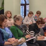 В Просветительском центре святителя Гурия Таврического при Александро-Невском кафедральном г. Симферополя прошло занятие по изучению Священного Писания