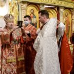 В ДЕНЬ ПРАЗДНОВАНИЯ ПЕРЕНЕСЕНИЯ МОЩЕЙ  СВЯТИТЕЛЯ  И ЧУДОТВОРЦА НИКОЛАЯ МИТРОПОЛИТ СИМФЕРОПОЛЬСКИЙ И КРЫМСКИЙ ЛАЗАРЬ ВОЗГЛАВИЛ ЛИТУРГИЮ В АЛЕКСАНДРО-НЕВСКОМ КАФЕДРАЛЬНОМ СОБОРЕ Г. СИМФЕРОПОЛЯ.