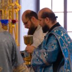 В  Неделю Крестопоклонную Митрополит Тихон возглавил Литургию в кафедральном Александро-Невского собора.