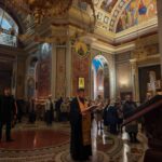 Воскресные богослужения в Александро-Невском кафедральном соборе в Неделю 23-ю по Пятидесятнице