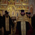 Воскресные богослужения в Александро-Невском кафедральном соборе в Неделю 17-ю по Пятидесятнице.