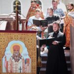 В праздник Происхождения Честных Древ Животворящего Креста Господня  епископ Нестор совершил малое освящение воды и освятил мед в кафедральном Александро-Невском соборе г. Симферополя.