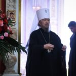 Митрополит Симферопольский и Крымский Лазарь совершил вечерню с чином выноса Святой Плащаницы в кафедральном Свято-Александро-Невском соборе г. Симферополя.