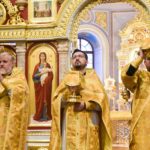 Божественная литургия в Неделю 26-ю по Пятидесятнице в кафедральном Свято-Александро-Невском соборе.