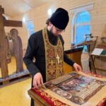 Настоятель Александро-Невского кафедрального собора иеромонах Андрей (Коротков) посетил храм Лазаря Муромского г. Симферополя