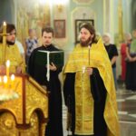 Праздничные богослужения в нижнем храме Александро-Невского кафедрального собора в день памяти равноапостольного великого князя Владимира и празднования 1038-летия Крещения Руси