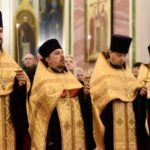 Митрополит Симферопольский и Крымский Тихон возглавил всенощное бдение в кафедральном соборе святого благоверного князя Александра Невского г. Симферополя в канун  дня памяти Корсунской иконы Божией Матери.