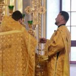 Божественная литургия в кафедральном Александро-Невском соборе г. Симферополя в Неделю 3-ю по Пятидесятнице.