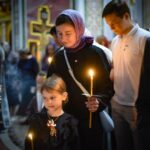 Утреня с чтением 12-ти Страстных Евангелий в кафедральном Свято-Александро-Невском соборе.