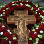 В праздник Всемирного Воздвижения Честного и Животворящего Креста Господня, Глава Крымской Митрополии, Высокопреосвященнейший Митрополит Симферопольский и Крымский Лазарь, возглавил Божественную литургию в кафедральном Свято-Александро-Невском соборе г. С