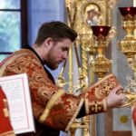 В ДЕНЬ ПРАЗДНОВАНИЯ ПЕРЕНЕСЕНИЯ МОЩЕЙ  СВЯТИТЕЛЯ  И ЧУДОТВОРЦА НИКОЛАЯ МИТРОПОЛИТ СИМФЕРОПОЛЬСКИЙ И КРЫМСКИЙ ЛАЗАРЬ ВОЗГЛАВИЛ ЛИТУРГИЮ В АЛЕКСАНДРО-НЕВСКОМ КАФЕДРАЛЬНОМ СОБОРЕ Г. СИМФЕРОПОЛЯ.