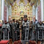 ПРЕОСВЯЩЕННЫЙ КАЛЛИНИК, ЕПИСКОП БАХЧИСАРАЙСКИЙ  СОВЕРШИЛ ПЕРВУЮ В ЭТОМ ГОДУ ЛИТУРГИЮ ПРЕЖДЕОСВЯЩЕННЫХ ДАРОВ В КАФЕДРАЛЬНОМ АЛЕКСАНДРО-НЕВСКОМ СОБОРЕ Г. СИМФЕРОПОЛЯ.