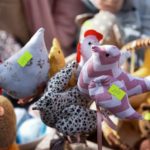 По благословению Митрополита Симферопольского и Крымского Лазаря проведена благотворительная ярмарка «В ожидании Пасхи».