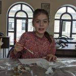 В студии декоративно - прикладного и изобразительного искусства Воскресной школы при Просветительском центре имени Св.Гурия Таврического кафедрального Александро- Невского собора был проведен мастер-класс по декорированию в технике декупаж.