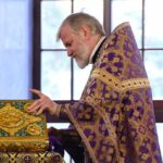 Божественная литургия  в Великий Четверток, день Воспоминания Тайной Вечери в кафедральном Александро-Невском собре.