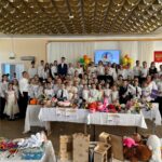 клирик Александро-Невского кафедрального собора принял участие в благотворительной акции "Белый цветок" в средней школе № 26 им. М.Т Калашникова" г. Симферополя