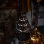 В канун Великой Пятницы Митрополит Симферопольский и Крымский Лазарь возглавил утреню с чтением двенадцати Евангелий Последования Святых и спасительных Страстей Господа нашего Иисуса Христа в кафедральном Александро-Невском соборе г Симферополя.