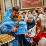 Литургия в праздник Сретения Господня в кафедральном соборе святого благоверного князя Александра Невского.