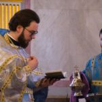 В  Неделю Крестопоклонную Митрополит Тихон возглавил Литургию в кафедральном Александро-Невского собора.