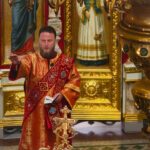 Божественная литургия в Неделю 6-ю по Пасхе в кафедральном Александро-Невском соборе.
