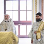 Литургия святителя Василия Великого в Великую субботу в кафедральном Александро-Невском соборе г. Симферополя.