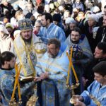 Глава Крымской Митрополии, Высокопреосвященнейший Митрополит Симферопольский и Крымский Лазарь, возглавил праздничную Божественную литургию в кафедральном соборе святого благоверного князя Александра Невского г. Симферополя.