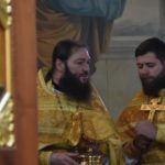 Наместник Спасо-Преображенского мужского монастыря г. Саратова возглавил Божественную литургию в нижнем храме имени св.Гурия Таврического, кафедрального Свято- Александро- Невского собора г.Симферополя.