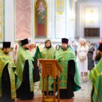 В Александро-Невском кафедральном соборе был совершён молебен об укреплении семьи