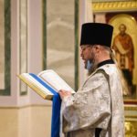 В ПРАЗДНИК ВВЕДЕНИЯ ВО ХРАМ ПРЕСВЯТОЙ БОГОРОДИЦЫ МИТРОПОЛИТ СИМФЕРОПОЛЬСКИЙ И КРЫМСКИЙ ЛАЗАРЬ ВОЗГЛАВИЛ ПРАЗДНИЧНУЮ ЛИТУРГИЮ В КАФЕДРАЛЬНОМ АЛЕКСАНДРО-НЕВСКОМ СОБОРЕ Г. СИМФЕРОПОЛЯ.