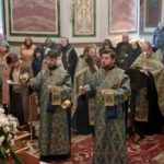 В канун Субботы Акафиста  совершена утреня с чтением акафиста Божией Матери в кафедральном Свято-Александро-Невском соборе г Симферополя.