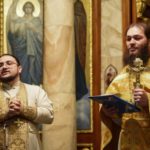 Наместник Спасо-Преображенского мужского монастыря г. Саратова возглавил Божественную литургию в нижнем храме имени св.Гурия Таврического, кафедрального Свято- Александро- Невского собора г.Симферополя.