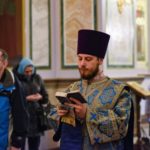 В КАНУН ПРАЗДНИКА ВВЕДЕНИЯ ВО ХРАМ ПРЕСВЯТОЙ БОГОРОДИЦЫ ЕПИСКОП ЯЛТИНСКИЙ НЕСТОР СОВЕРШИЛ ВСЕНОЩНОЕ БДЕНИЕ В КАФЕДРАЛЬНОМ АЛЕКСАНДРО-НЕВСКОМ СОБОРЕ Г. СИМФЕРОПОЛЯ.