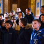 Ребята из образцового ансамбля "Сударушка" при школе № 2 г. Симферополя побывали на экскурсии в кафедральном Александро-Невском соборе.