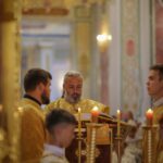 Воскресные богослужения в Александро-Невском кафедральном соборе в Неделю 5-ю по Пятидесятнице