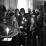 В канун Великой Пятницы Митрополит Симферопольский и Крымский Лазарь возглавил утреню с чтением двенадцати Евангелий Последования Святых и спасительных Страстей Господа нашего Иисуса Христа в кафедральном Александро-Невском соборе г Симферополя.