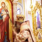Архиерейское богослужение в Неделю 9-ю по Пятидесятнице в кафедральном Александро-Невском соборе г. Симферополя.