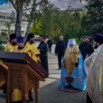 Митрополит Викентий совершил молебен перед бюстом святого праведного воина Феодора Ушакова в г. Симферополе