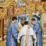 Глава Крымской Митрополии, Высокопреосвященнейший Митрополит Симферопольский и Крымский Лазарь, возглавил праздничную Божественную литургию в кафедральном соборе святого благоверного князя Александра Невского г. Симферополя.