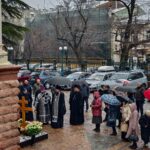 25 февраля 2026 года в 40-й день по преставлению митрополита Лазаря духовенство Александро-Невского кафедрального собора г. Симферополя совершило заупокойную литию перед местом захоронения архипастыря